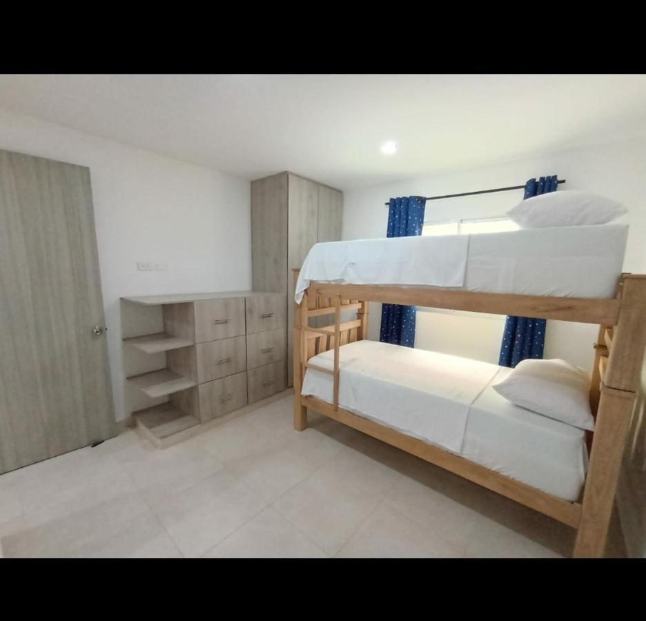 Apartamento Nuevo A Una Cuadra Del Rodadero Gaira Bagian luar foto