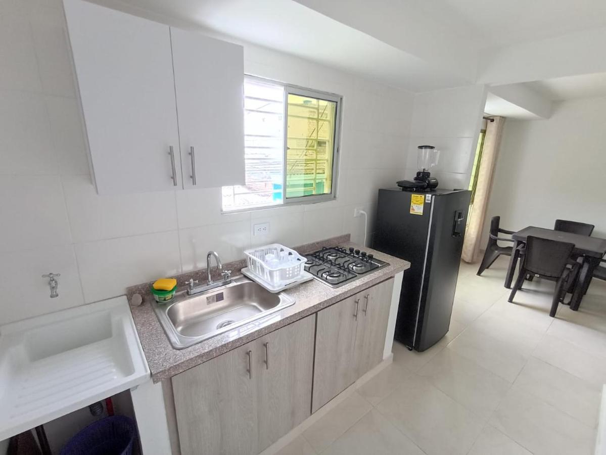 Apartamento Nuevo A Una Cuadra Del Rodadero Gaira Bagian luar foto