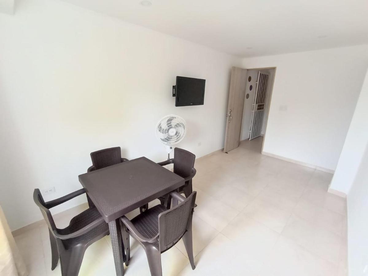 Apartamento Nuevo A Una Cuadra Del Rodadero Gaira Bagian luar foto
